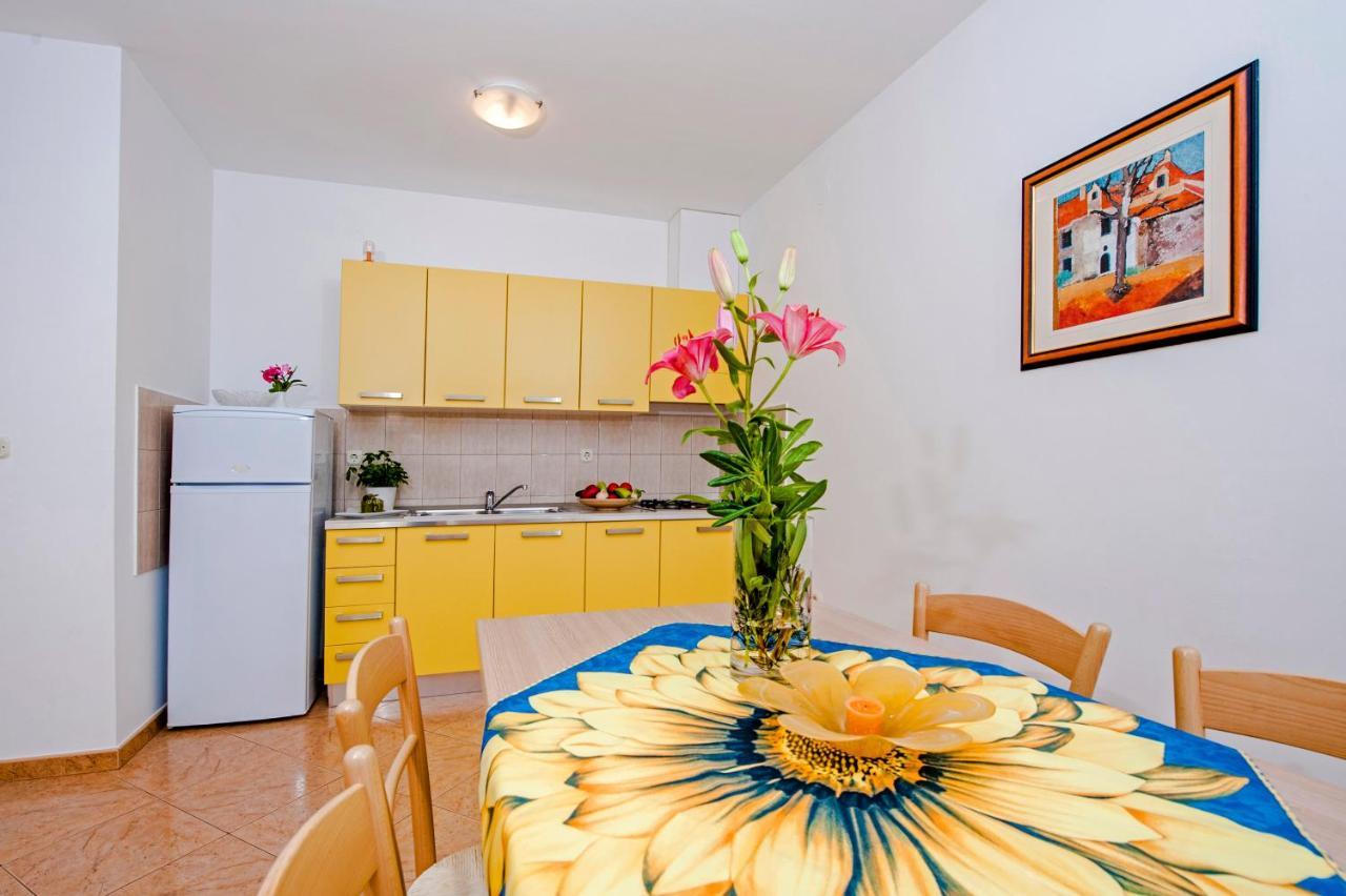 Apartments Bella B روفينج المظهر الخارجي الصورة