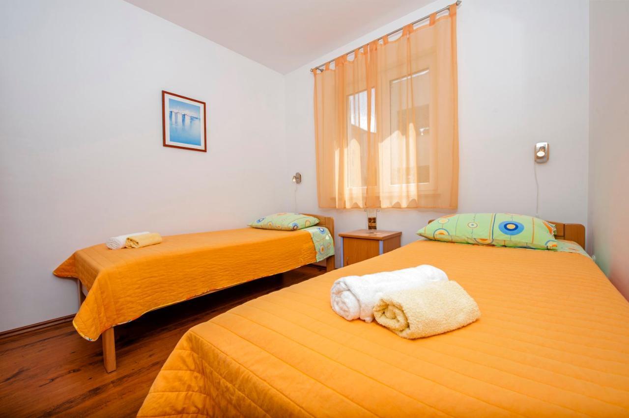 Apartments Bella B روفينج المظهر الخارجي الصورة