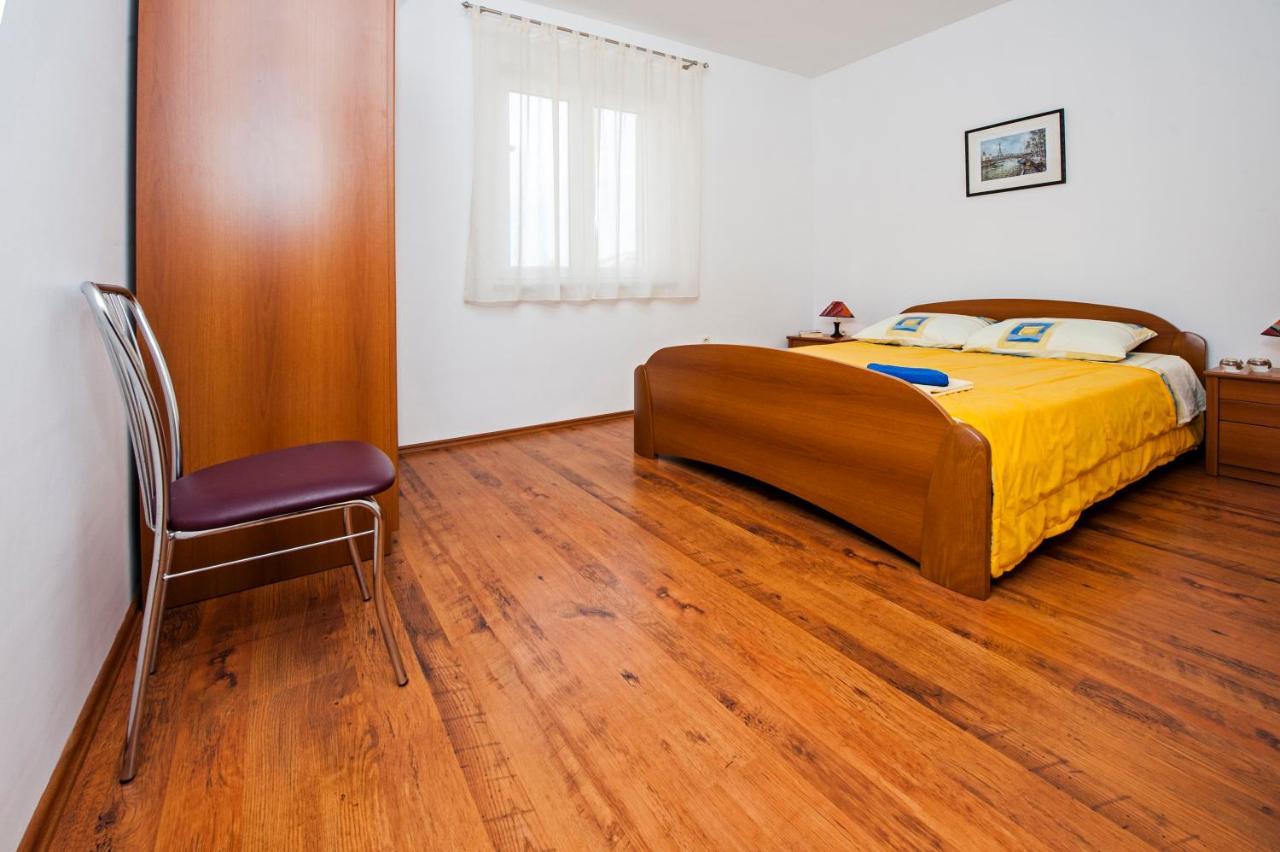 Apartments Bella B روفينج المظهر الخارجي الصورة