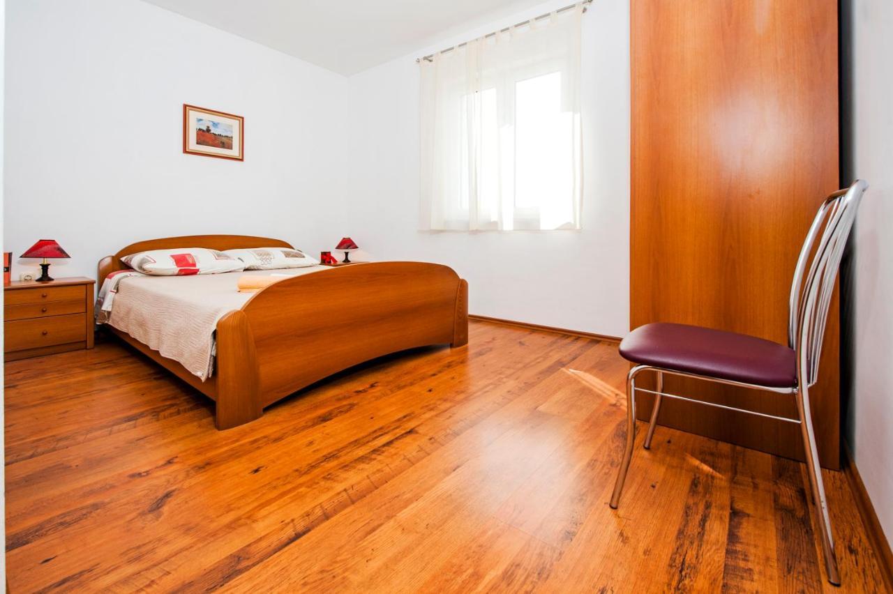 Apartments Bella B روفينج المظهر الخارجي الصورة